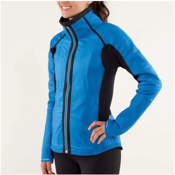 Lululemon Run Bundle Up Jacket in Black & Beaming Blue W/ Hood Size 6 - Picture 4 of 16